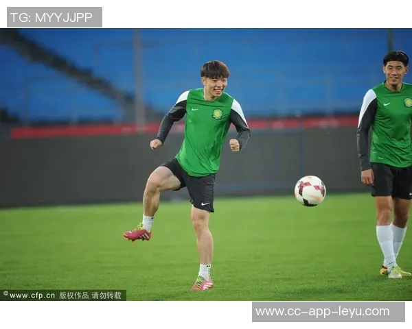 魏祥鑫重返欧塞尔后积极参与预备队训练与法语学习提升自我